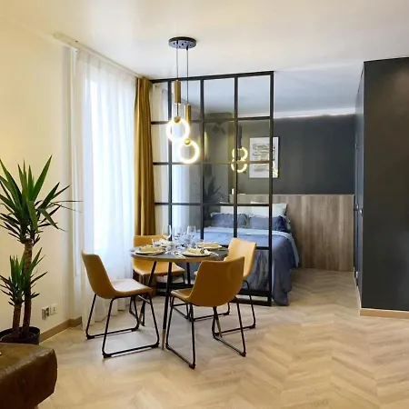 Luxe 10min Metro From The Center Of Paris Apartment